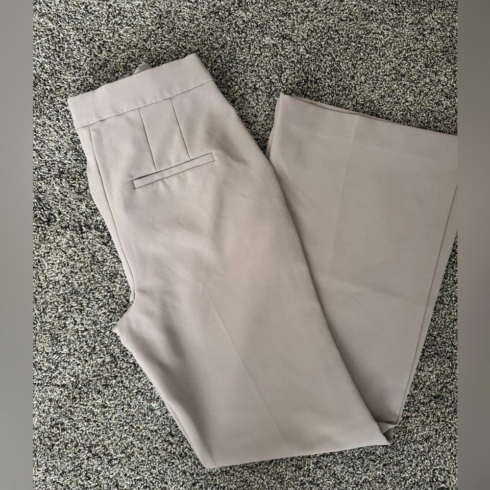 Express Editor Women's Tan Pants - Picture 2 of 2